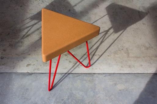 Tres stoll table red  -  galula